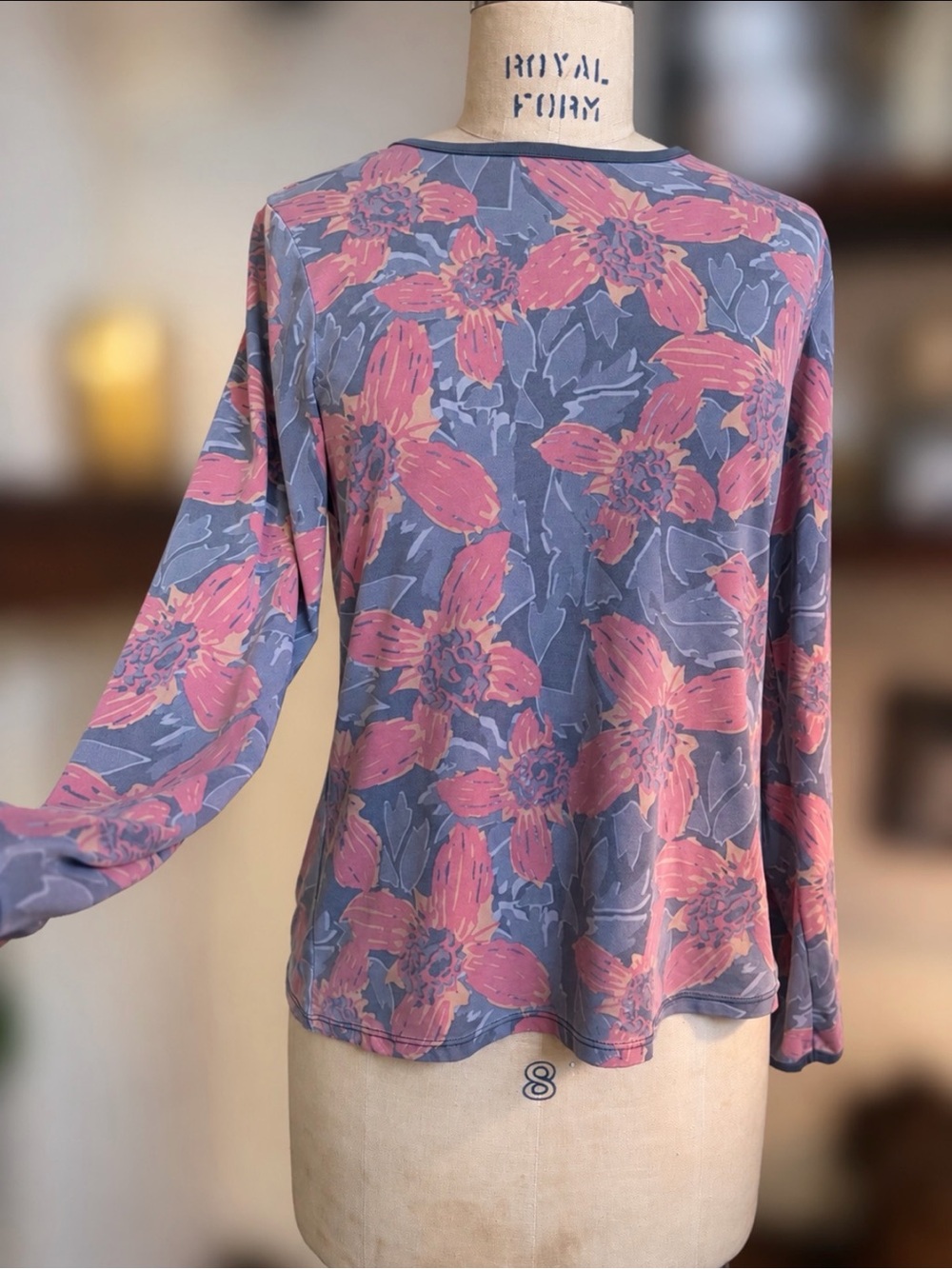 Hang Ten Floral Rash Guard Surf Sun Shirt Long Sleeve Back Zip Pocket M